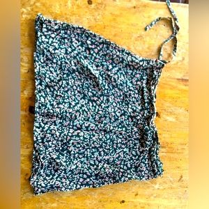 90’s children skirt. XXS. Upper mid thigh. Polyester. Vintage.